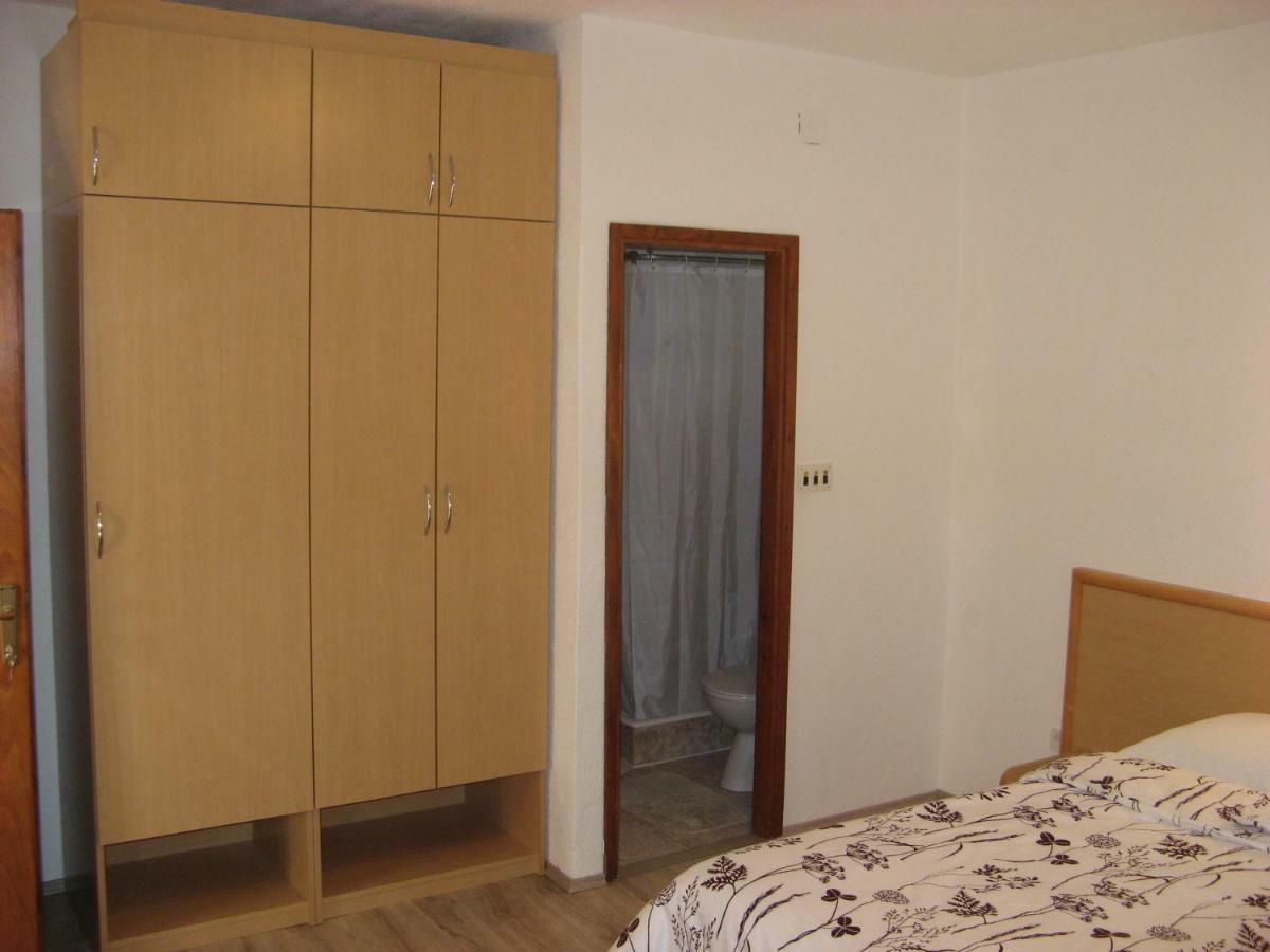 Apartments&Rooms Milka Starigrad Paklenica Zewnętrze zdjęcie