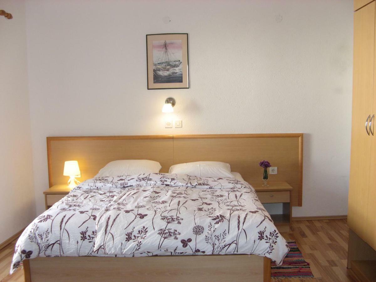 Apartments&Rooms Milka Starigrad Paklenica Zewnętrze zdjęcie