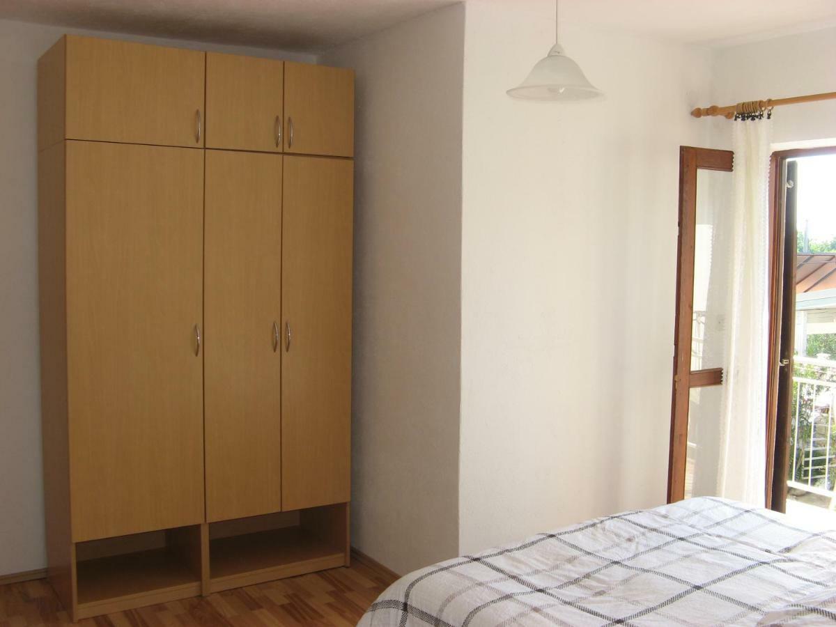 Apartments&Rooms Milka Starigrad Paklenica Zewnętrze zdjęcie