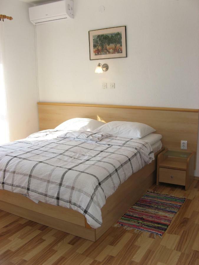 Apartments&Rooms Milka Starigrad Paklenica Zewnętrze zdjęcie